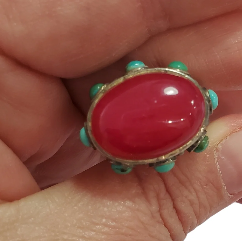 Vintage Sterling Large Turquoise and Gemstone Ring - Picture 15 of 15